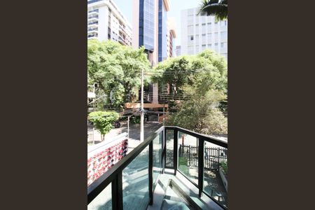 Apartamento para alugar com 40m², 1 quarto e 1 vagaVaranda