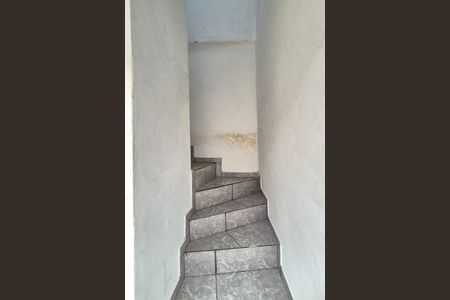 Casa à venda com 158m², 4 quartos e 2 vagasEscada 