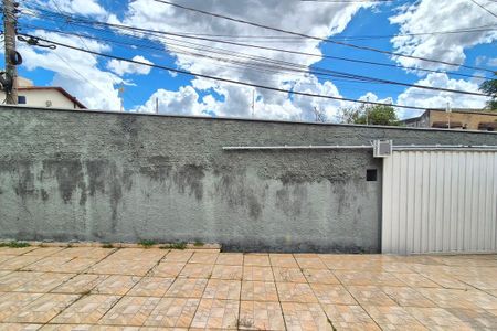 Vista da Sala  de casa à venda com 4 quartos, 158m² em Vila Marieta, Campinas