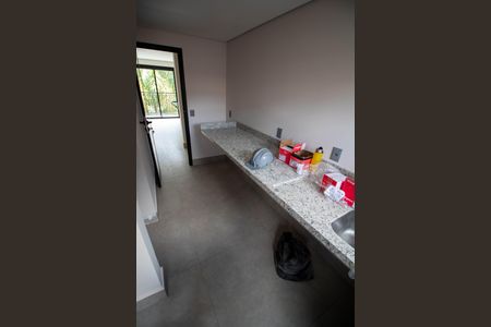 Casa de condomínio à venda com 221m², 3 quartos e 2 vagasÁREA DE SERVIÇO