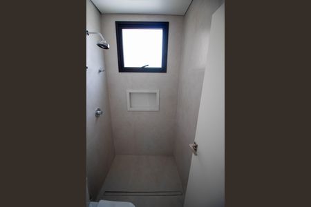 Casa de condomínio à venda com 221m², 3 quartos e 2 vagasBANHEIRO DA SUITE 1