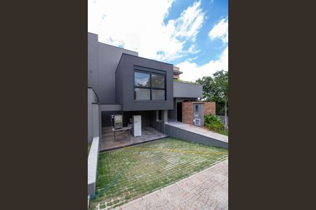 Casa de condomínio à venda com 221m², 3 quartos e 2 vagasFACHADA