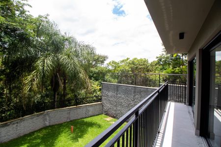 Casa de condomínio à venda com 221m², 3 quartos e 2 vagasSACADA