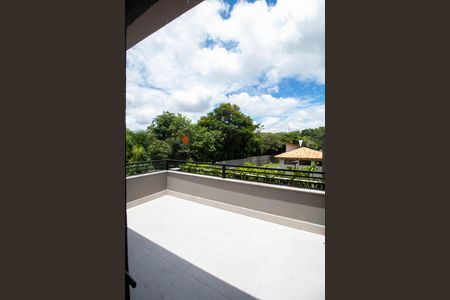 Casa de condomínio à venda com 221m², 3 quartos e 2 vagasSACADA