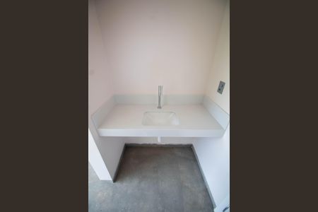 Casa de condomínio à venda com 221m², 3 quartos e 2 vagasBANHEIRO DA SUITE 1