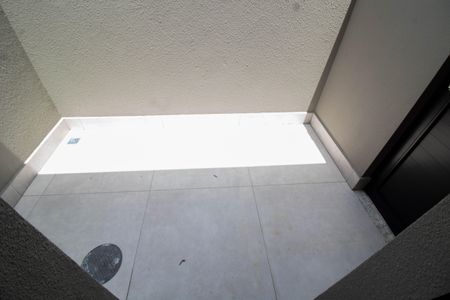 Casa de condomínio à venda com 221m², 3 quartos e 2 vagasÁREA EXTERNA DE SERVIÇO