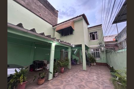Casa para alugar com 65m², 2 quartos e 1 vagaFachada