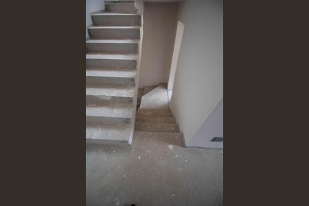 Casa de condomínio à venda com 221m², 3 quartos e 2 vagasESCADA ACESSOS