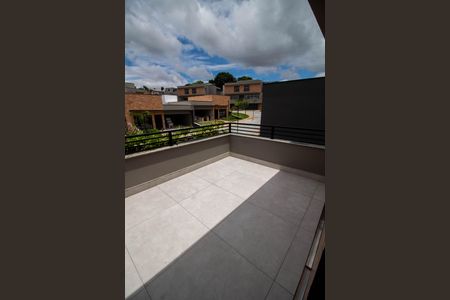 Casa de condomínio à venda com 221m², 3 quartos e 2 vagasSACADA