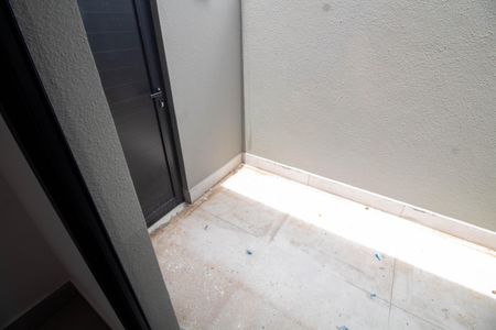 Casa de condomínio à venda com 221m², 3 quartos e 2 vagasÁREA DE SERVIÇO EXTERNA