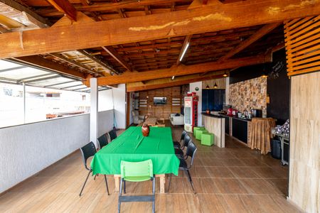 Casa à venda com 266m², 4 quartos e 3 vagasTerraço Gourmet