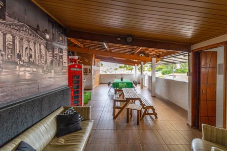 Casa à venda com 266m², 4 quartos e 3 vagasTerraço Gourmet