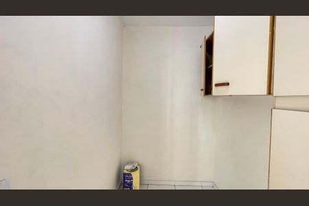 Apartamento à venda com 60m², 2 quartos e 1 vaga Apartamento à venda com 60m², 2 quartos e 1 vagaQuarto de Serviço