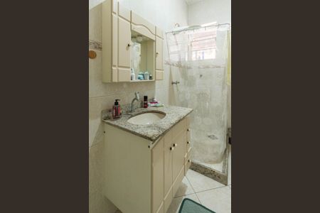 Casa à venda com 120m², 3 quartos e 1 vagaBanheiro