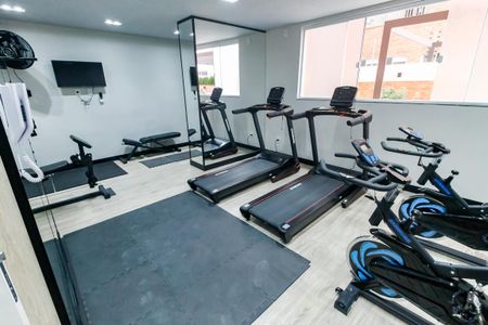 Apartamento para alugar com 42m², 2 quartos e 1 vaga Apartamento para alugar com 42m², 2 quartos e 1 vagaÁrea comum - Academia