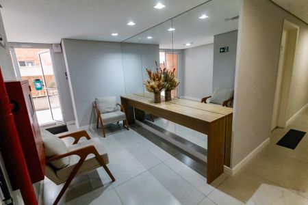 Apartamento para alugar com 42m², 2 quartos e 1 vaga Apartamento para alugar com 42m², 2 quartos e 1 vagaHall de entrada