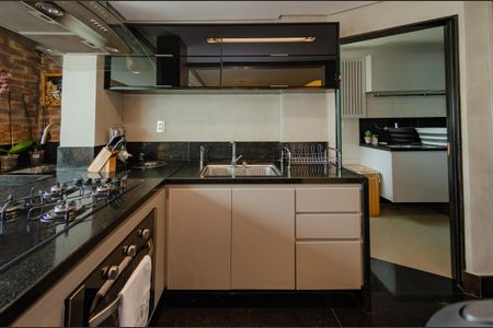 Apartamento à venda com 109m², 3 quartos e 3 vagasCozinha