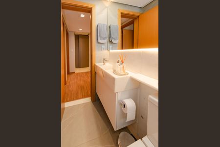 Apartamento à venda com 109m², 3 quartos e 3 vagasBanheiro social