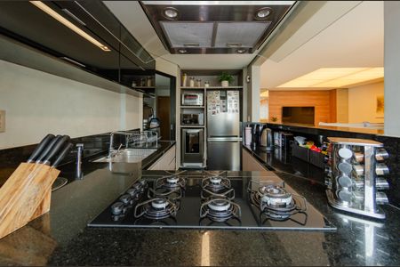 Cozinha de apartamento à venda com 3 quartos, 109m² em Buritis, Belo Horizonte