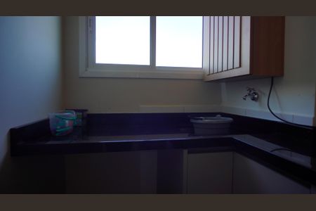 Área de Serviço de apartamento para alugar com 2 quartos, 50m² em Humaitá, Porto Alegre