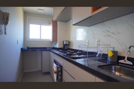 Cozinha  de apartamento para alugar com 2 quartos, 50m² em Humaitá, Porto Alegre