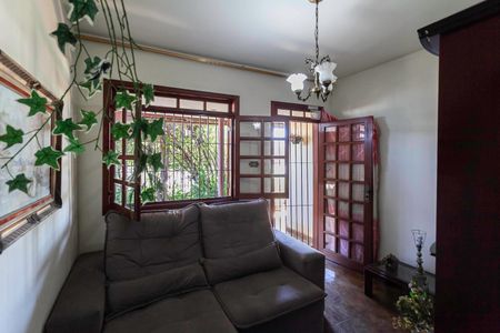 Sala de casa à venda com 2 quartos, 400m² em São Salvador, Belo Horizonte