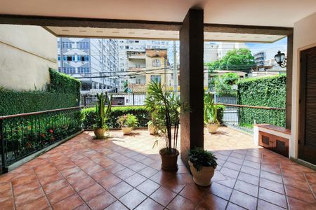 Apartamento à venda com 85m², 2 quartos e 1 vaga Apartamento à venda com 85m², 2 quartos e 1 vagaÁrea Comum