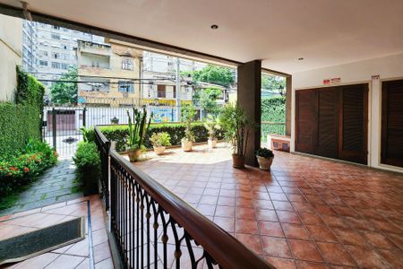 Apartamento à venda com 85m², 2 quartos e 1 vaga Apartamento à venda com 85m², 2 quartos e 1 vagaÁrea Comum