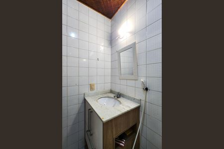 Apartamento à venda com 85m², 2 quartos e 1 vaga Apartamento à venda com 85m², 2 quartos e 1 vagaBanheiro Social