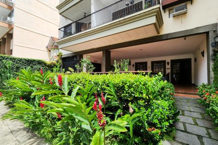 Apartamento à venda com 85m², 2 quartos e 1 vaga Apartamento à venda com 85m², 2 quartos e 1 vagaÁrea Comum