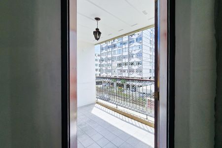 Apartamento à venda com 85m², 2 quartos e 1 vaga Apartamento à venda com 85m², 2 quartos e 1 vagaVista da Suíte