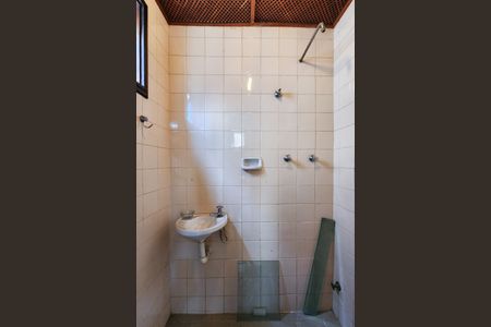 Apartamento à venda com 85m², 2 quartos e 1 vaga Apartamento à venda com 85m², 2 quartos e 1 vagaBanheiro de Serviço