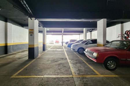 Apartamento à venda com 85m², 2 quartos e 1 vaga Apartamento à venda com 85m², 2 quartos e 1 vagaÁrea Comum