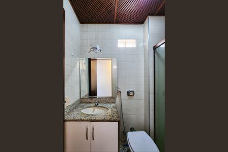 Apartamento à venda com 85m², 2 quartos e 1 vaga Apartamento à venda com 85m², 2 quartos e 1 vagaBanheiro da Suíte