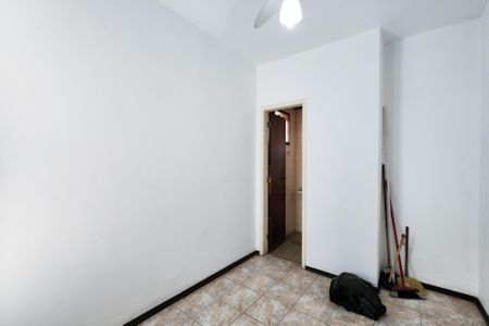 Apartamento à venda com 85m², 2 quartos e 1 vaga Apartamento à venda com 85m², 2 quartos e 1 vagaQuarto de Serviço