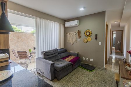 Sala de apartamento para alugar com 2 quartos, 102m² em Cruzeiro, Belo Horizonte