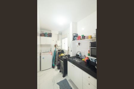 Apartamento para alugar com 40m², 2 quartos e 1 vaga Apartamento para alugar com 40m², 2 quartos e 1 vagaCozinha e Área de Serviço