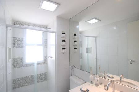 Apartamento à venda com 80m², 2 quartos e 1 vagaBanheiro da suíte