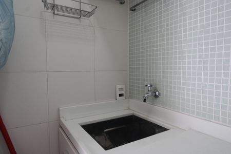 Apartamento à venda com 80m², 2 quartos e 1 vagaÁrea de serviço