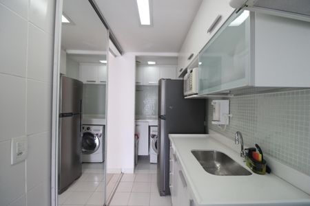 Apartamento à venda com 80m², 2 quartos e 1 vagaCozinha