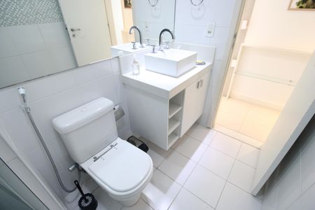 Apartamento à venda com 80m², 2 quartos e 1 vagaBanheiro social