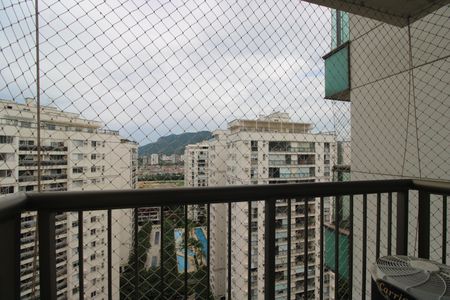 Apartamento à venda com 80m², 2 quartos e 1 vagaSuíte - Varanda