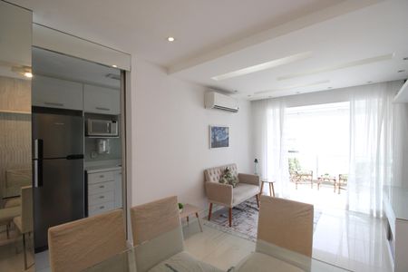 Apartamento à venda com 80m², 2 quartos e 1 vagaSala