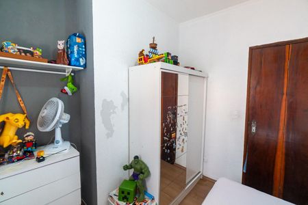 Casa à venda com 240m², 3 quartos e 2 vagasQuarto 2