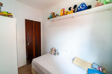 Casa à venda com 240m², 3 quartos e 2 vagasQuarto 2
