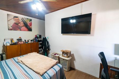 Casa à venda com 240m², 3 quartos e 2 vagasSuite