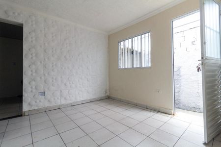 Casa para alugar com 71m², 3 quartos e sem vagaSala