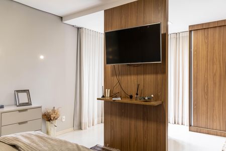 Casa à venda com 487m², 6 quartos e 6 vagasCasa 1 - Suíte