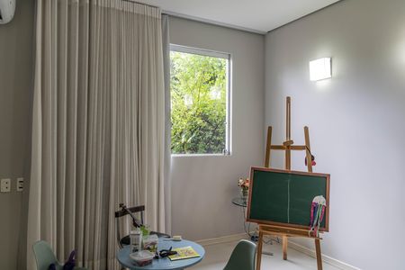 Casa à venda com 487m², 6 quartos e 6 vagasCasa 1 - Quarto 2