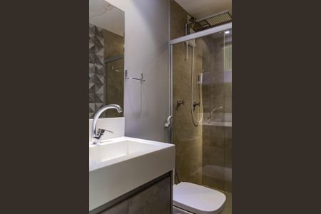 Casa à venda com 487m², 6 quartos e 6 vagasCasa 2 - Banheiro da Suíte 3
